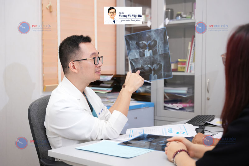 Chụp X-Quang tử cung vòi trứng giúp phát hiện hiện tượngdính buồng tử cung.